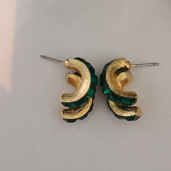Goldtone Green Emerald like Pierced Post Earrings - Picture 4 of 5